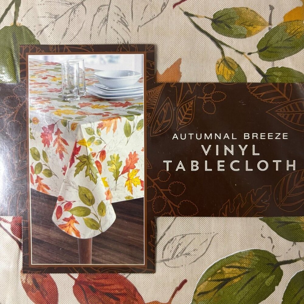 Autumn Breeze Vinyl Tablecloth 70" Round NEW